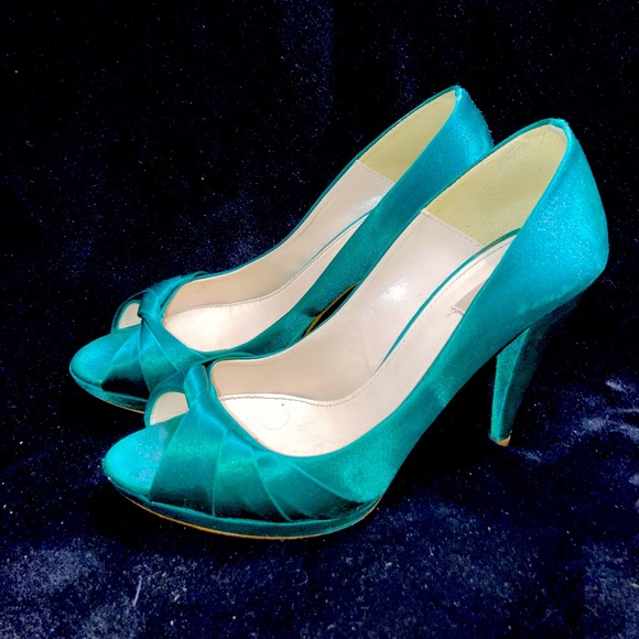 Zara Satin Peep Toe Pumps - Picture 3 of 3